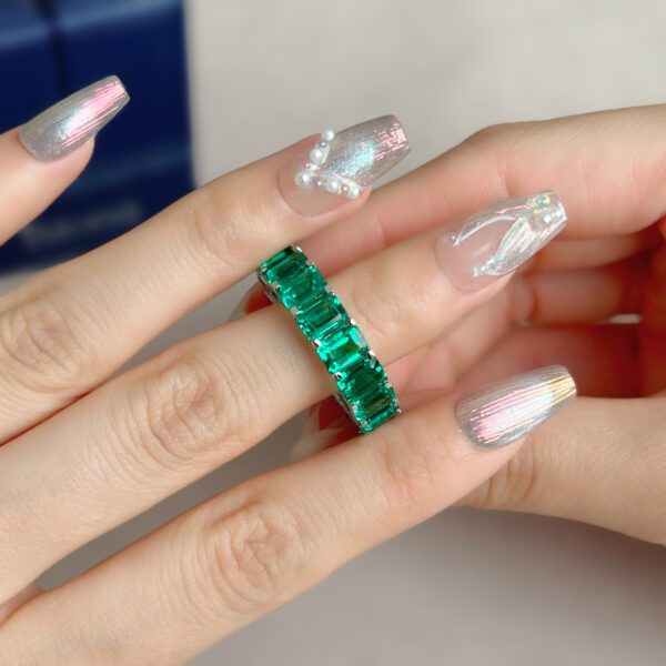 18K Gold Lab Grown  Emerald Row Ring - Image 5