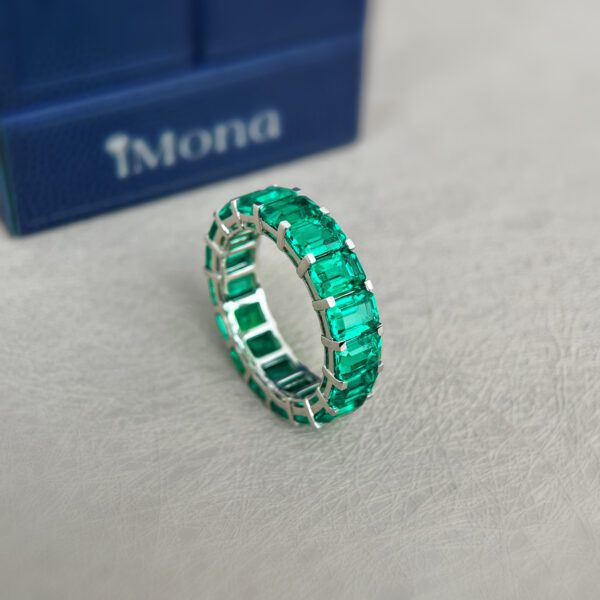 18K Gold Lab Grown  Emerald Row Ring
