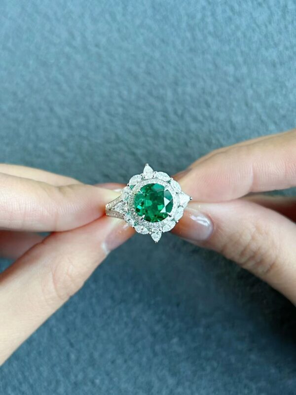 18K White Gold Lab grown Emerald Ring And Pendant For Two Uses