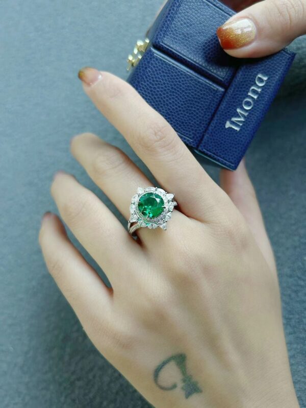 18K White Gold Lab grown Emerald Ring And Pendant For Two Uses - Image 3