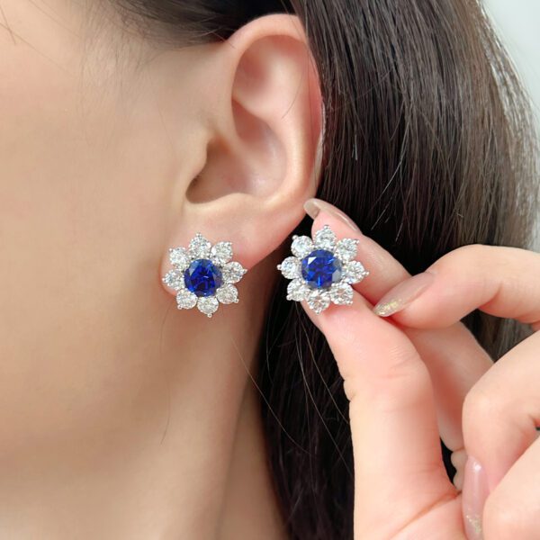 18K White Gold Lab Grown  Sapphire Sunflower Earrings - Image 2