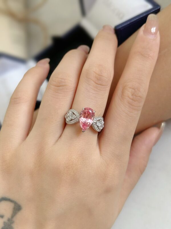 18K White Gold Lab Grown Papalaca Bow Tie Ring - Image 4