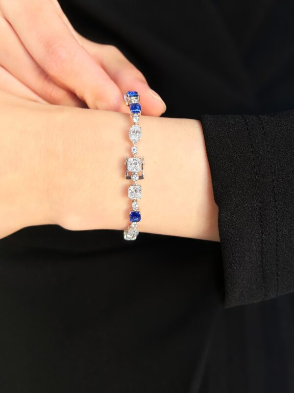 18K Gold White Gold And Sapphire Bracelet