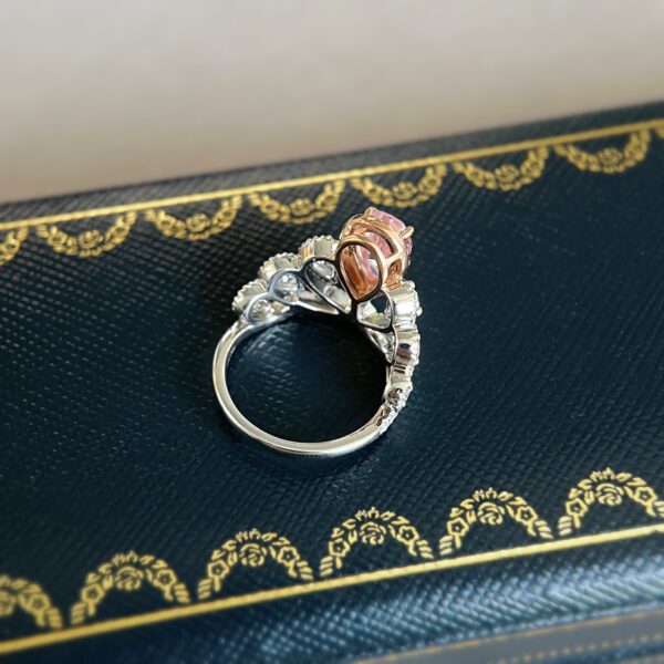 Romantic Sense of Ceremony, 18 K Gold Ned Pink Diamond Crown Ring - Image 7