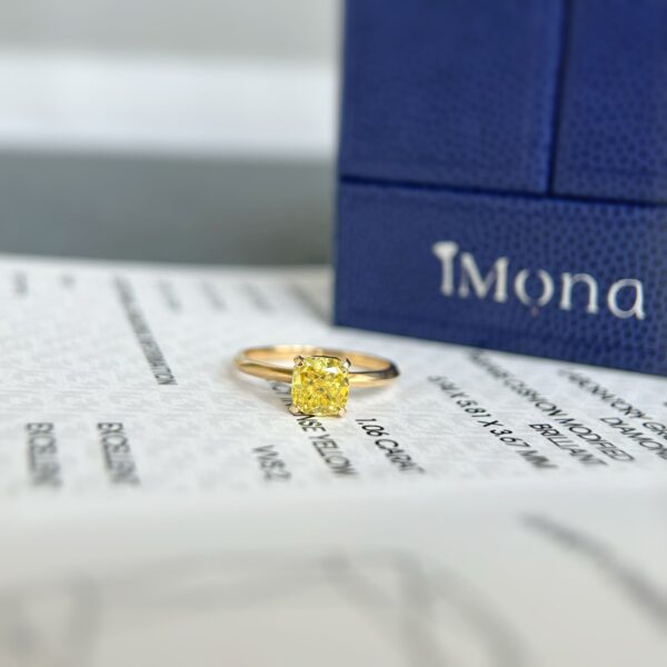 Simple And Exquisite 18K Gold Cushion-cut Lab Grown Yellow Diamond Ring - Image 4