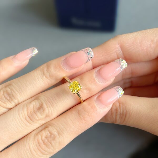 Simple And Exquisite 18K Gold Cushion-cut Lab Grown Yellow Diamond Ring - Image 9