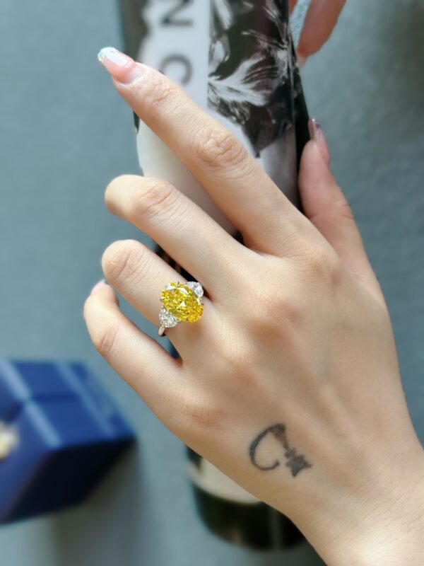 18K Gold Oval Lab Grown Yellow Diamond Ring - Image 2