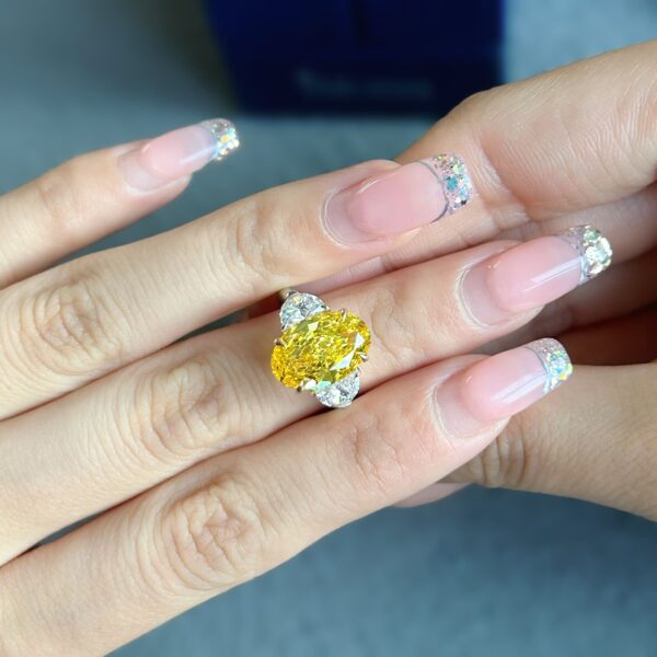 18K Gold Oval Lab Grown Yellow Diamond Ring - Image 3
