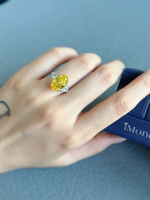 18K Gold Oval Lab Grown Yellow Diamond Ring - Image 4