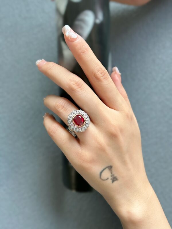 18K Gold Lab Grown Ruby ​​Flower Ring - Image 4